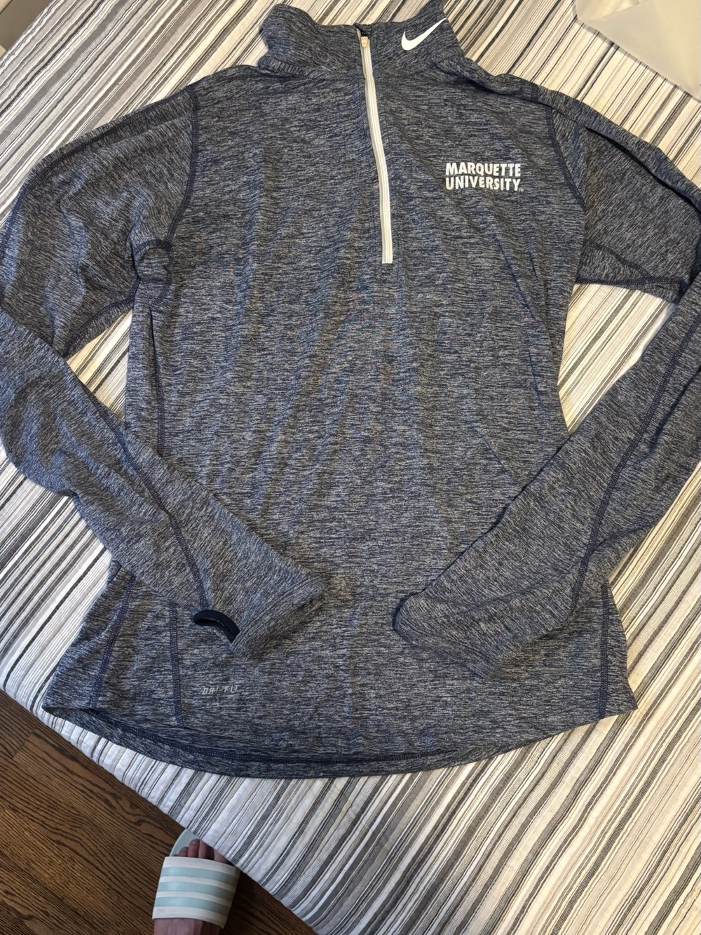 Nike Women's Heather Navy Marquette University 1/4 Zip Pullover